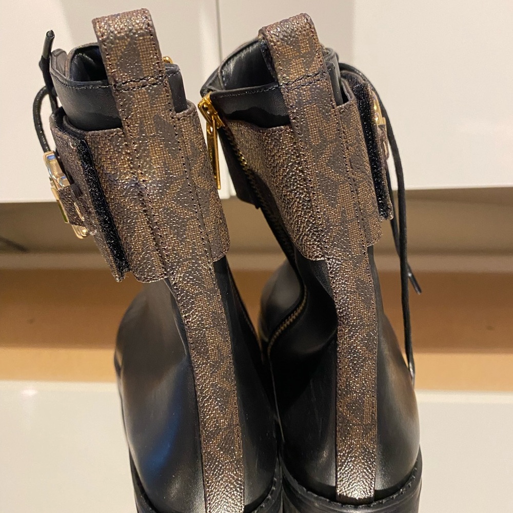 Mk Boots - image 3